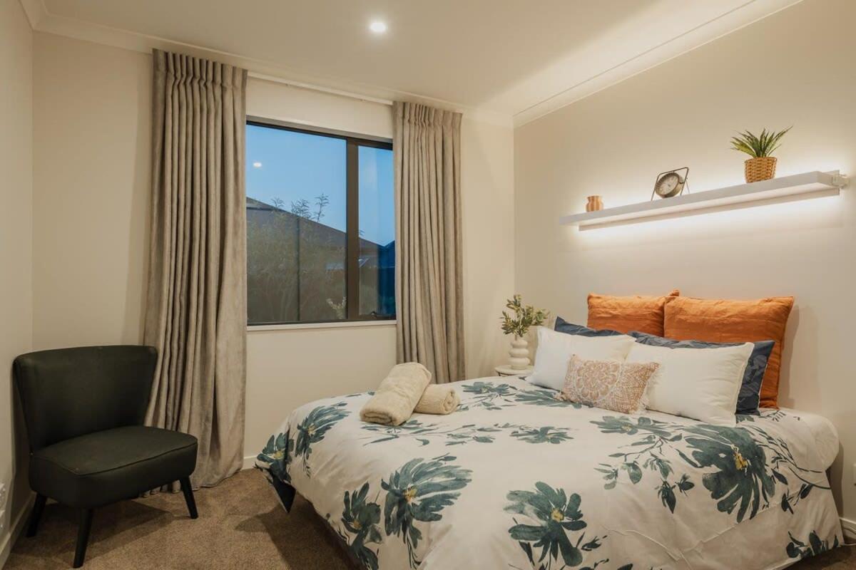 Elegant 3Br Home On Mustang Avenue ไครสต์เชิร์ช ภายนอก รูปภาพ