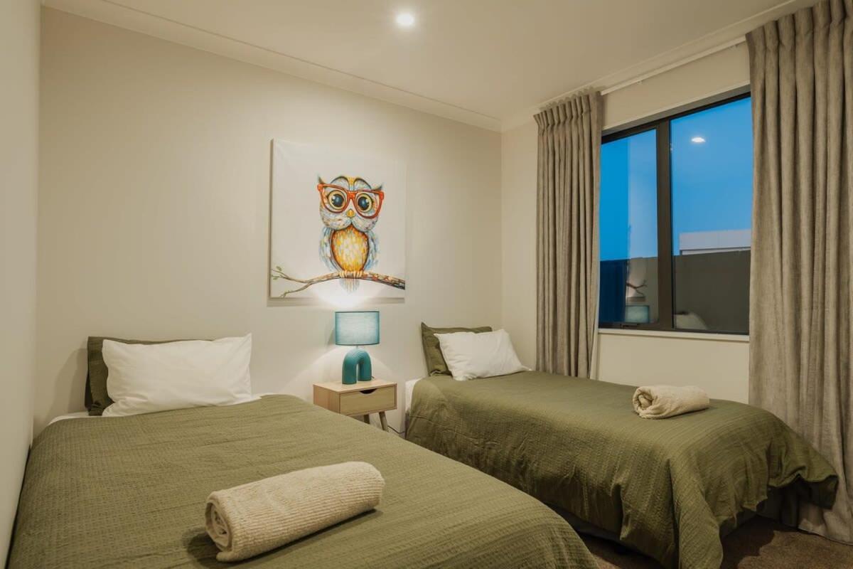 Elegant 3Br Home On Mustang Avenue ไครสต์เชิร์ช ภายนอก รูปภาพ