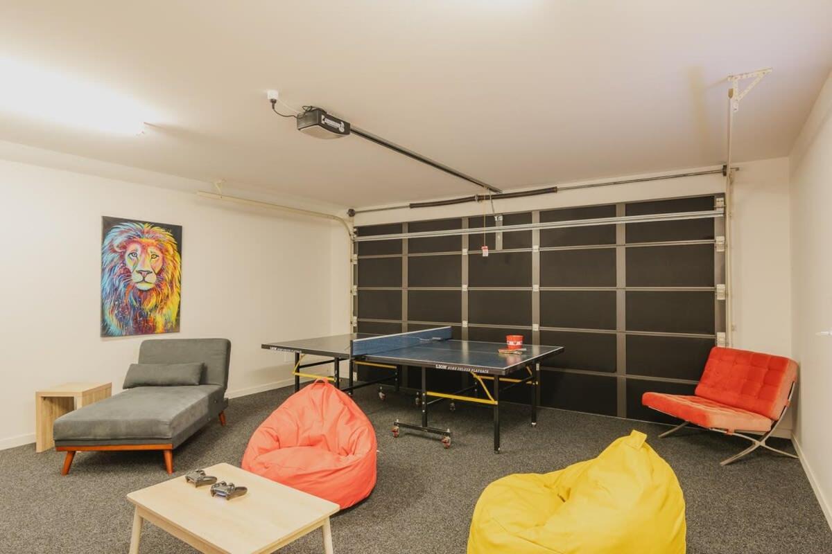 Elegant 3Br Home On Mustang Avenue ไครสต์เชิร์ช ภายนอก รูปภาพ