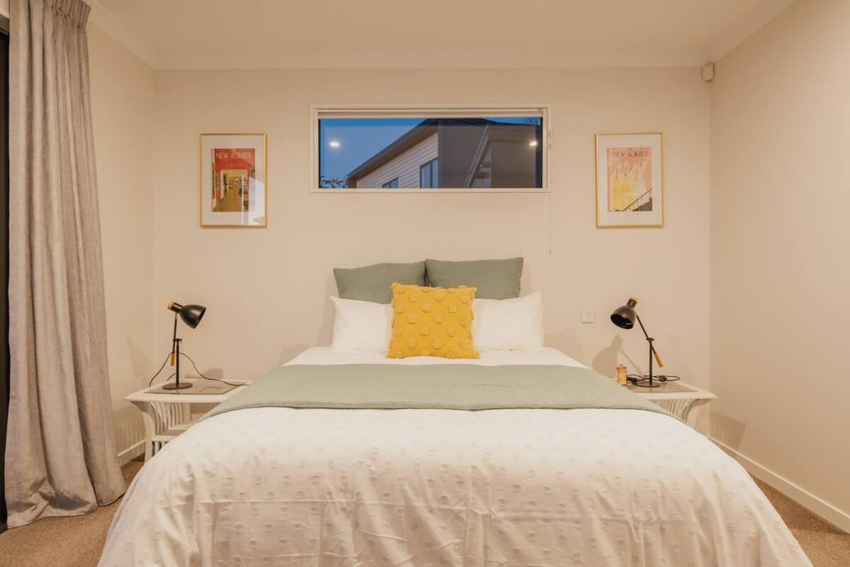 Elegant 3Br Home On Mustang Avenue ไครสต์เชิร์ช ภายนอก รูปภาพ